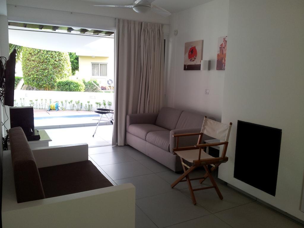 Yialos Luxury Apartments Perivolia Habitación foto